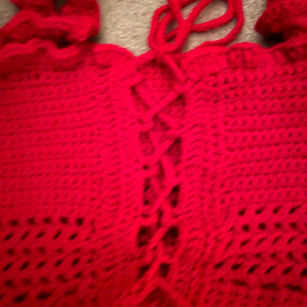 Red crochet bikini - Picture 2 of 4